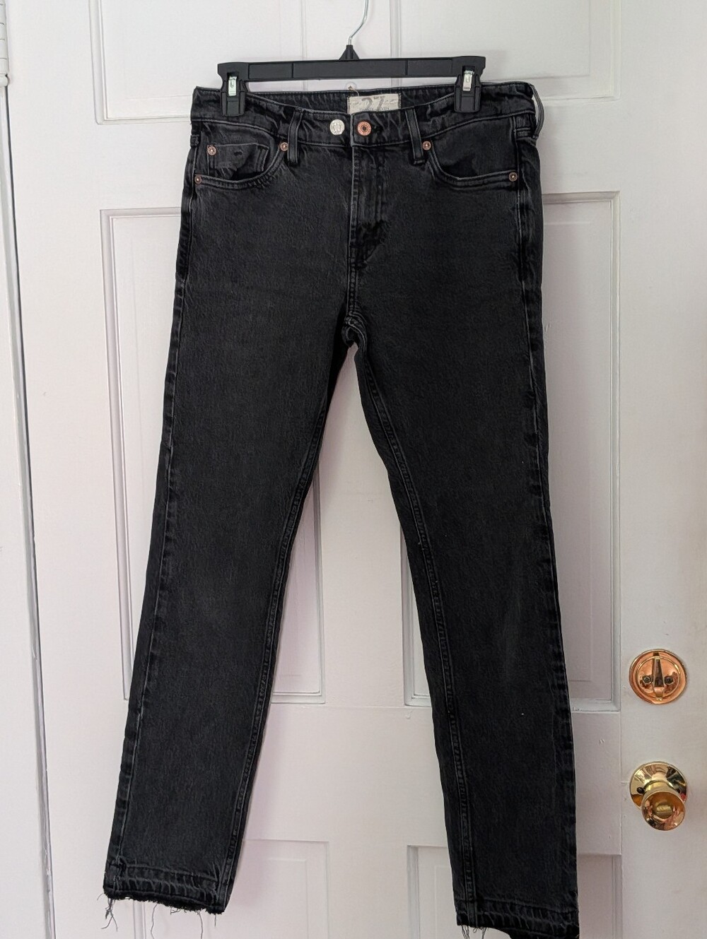 We The Free Twenty Seven Black Straight Leg Jeans Size 27 - Picture 2 of 6